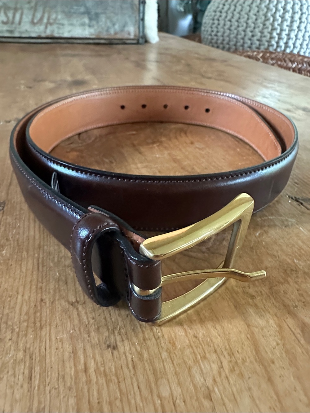 TRAFALGAR HAND POLISHED CORTINA LEATHER BELT 32 "